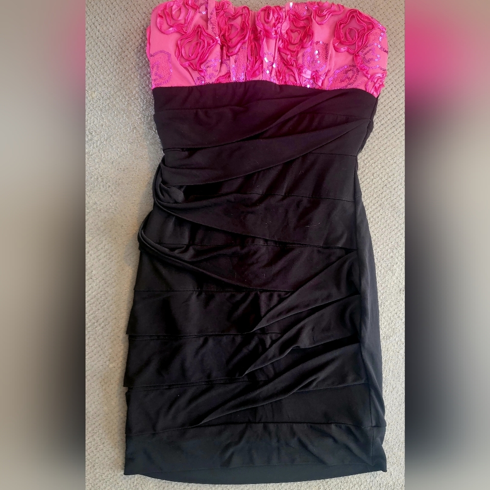 Strapless dress